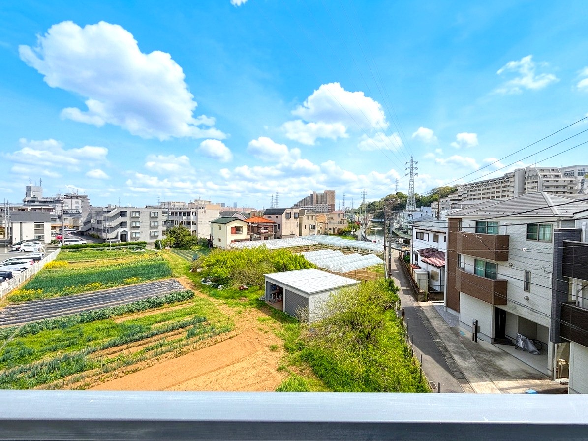 住戸からの眺望と周辺の街並み
